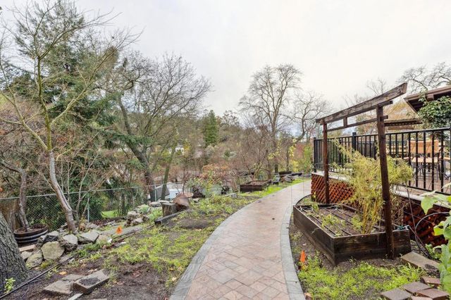 411 La Vista Rd, Walnut Creek, CA 94598