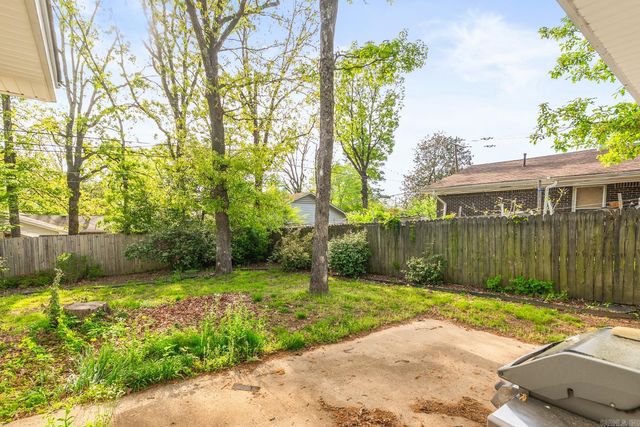 901 N McKinley Street, Little Rock, AR 72207