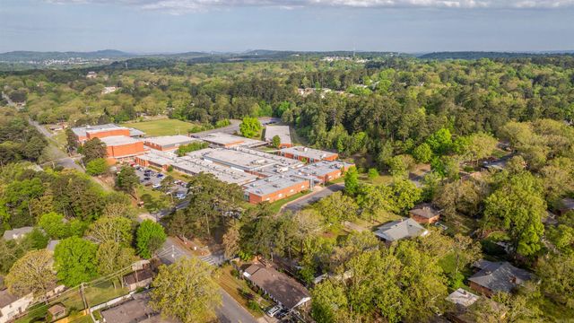 901 N McKinley Street, Little Rock, AR 72207