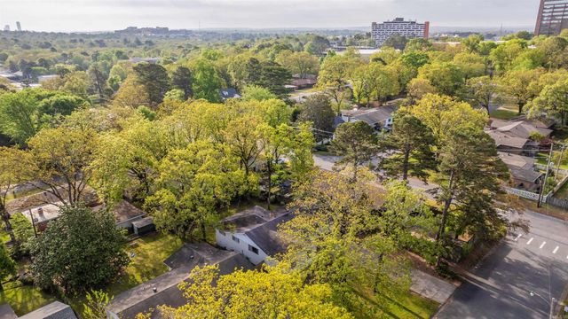 901 N McKinley Street, Little Rock, AR 72207