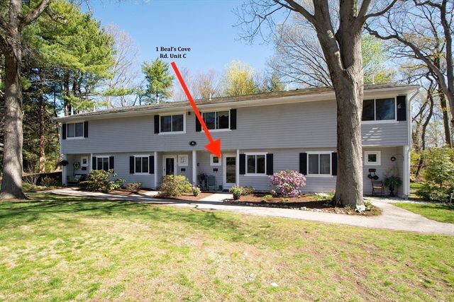 1 Beals Cove Rd C, Hingham, MA 02043
