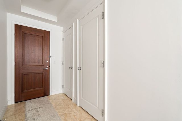 1 Charles St S 601, Boston, MA 02116