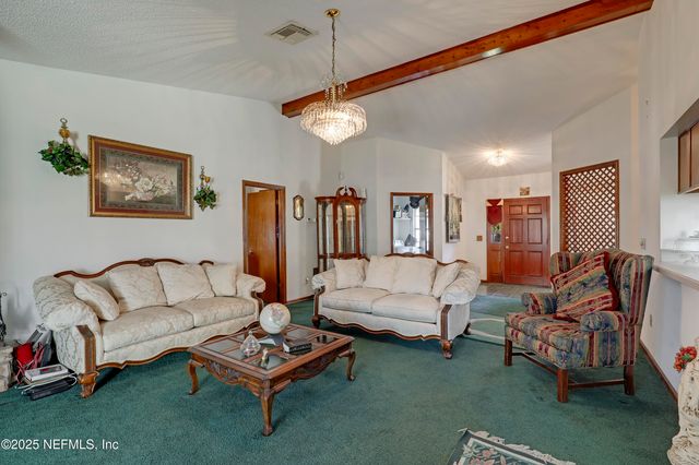 10086 HUNTINGTON FOREST Boulevard E, Jacksonville, FL 32257