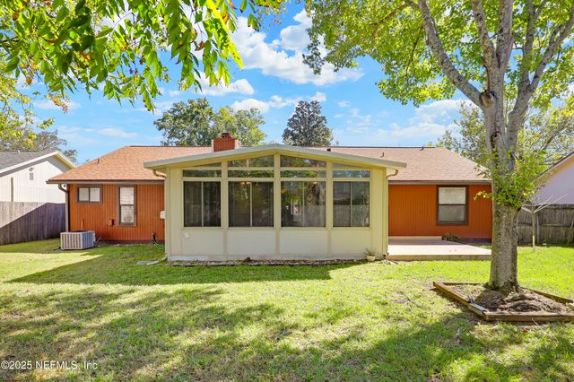 10086 HUNTINGTON FOREST Boulevard E, Jacksonville, FL 32257