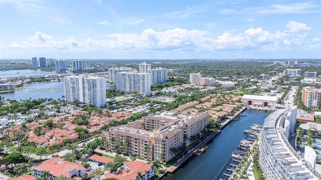 3001 NE 185th St 411, Aventura, FL 33180