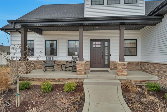 5883 W 134th Avenue, Cedar Lake, IN 46303