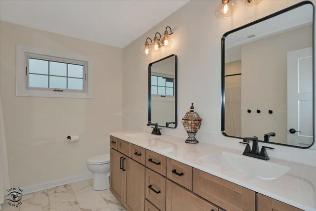 5883 W 134th Avenue, Cedar Lake, IN 46303