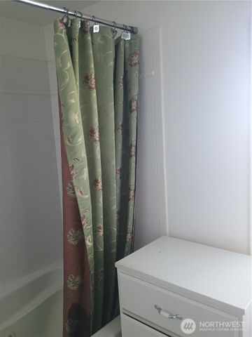 2908 N Lawrence Street, Tacoma, WA 98407