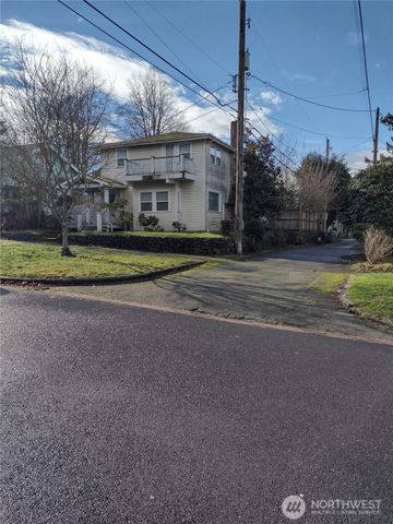 2908 N Lawrence Street, Tacoma, WA 98407