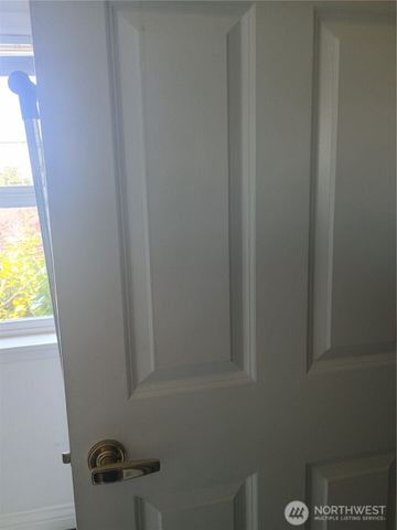 2908 N Lawrence Street, Tacoma, WA 98407