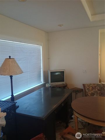 2908 N Lawrence Street, Tacoma, WA 98407