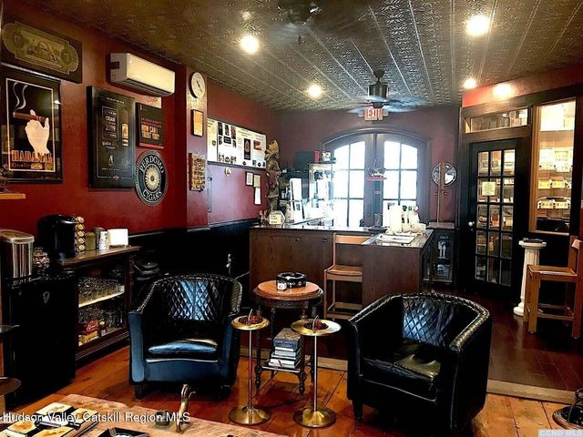 22 S 7th Street, Hudson, NY 12534