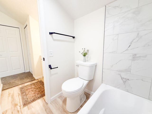 4 Boulder Court, Nappanee, IN 46550