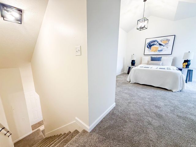 4 Boulder Court, Nappanee, IN 46550