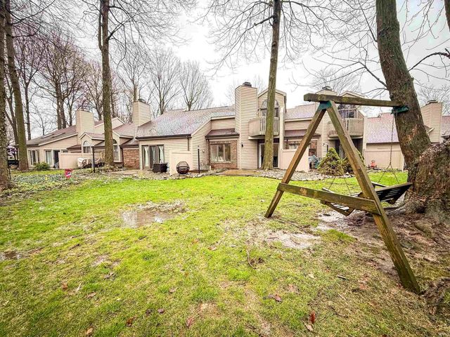 4 Boulder Court, Nappanee, IN 46550