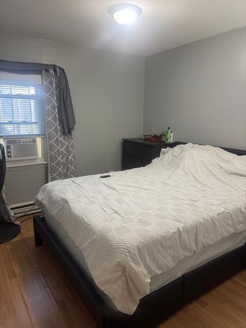 134 Pearl St. 3, Somerville, MA 02145