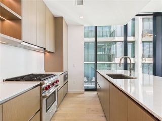 610 Davis ST 2808, Austin, TX 78701