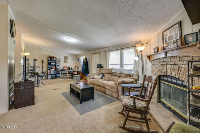 2588 Carters Valley Road, Surgoinsville, TN 37873