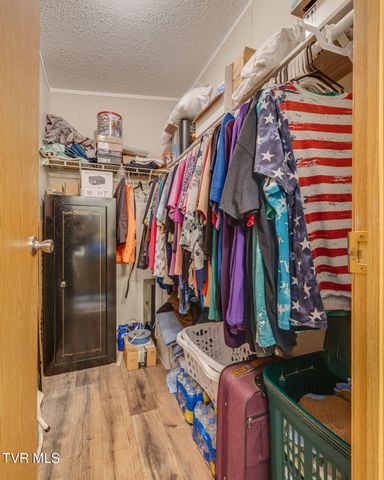 2588 Carters Valley Road, Surgoinsville, TN 37873