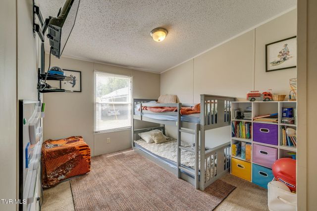 2588 Carters Valley Road, Surgoinsville, TN 37873