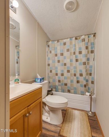 2588 Carters Valley Road, Surgoinsville, TN 37873