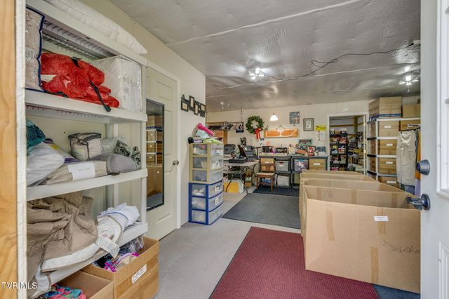 2588 Carters Valley Road, Surgoinsville, TN 37873