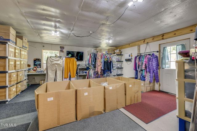 2588 Carters Valley Road, Surgoinsville, TN 37873