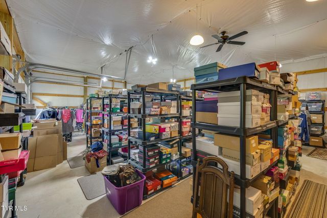 2588 Carters Valley Road, Surgoinsville, TN 37873