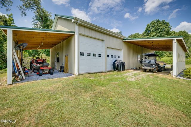 2588 Carters Valley Road, Surgoinsville, TN 37873