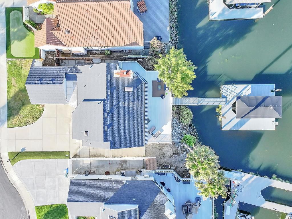 Image 25 of property listing at 4630 Spinnaker Way, Discovery Bay, CA 94505