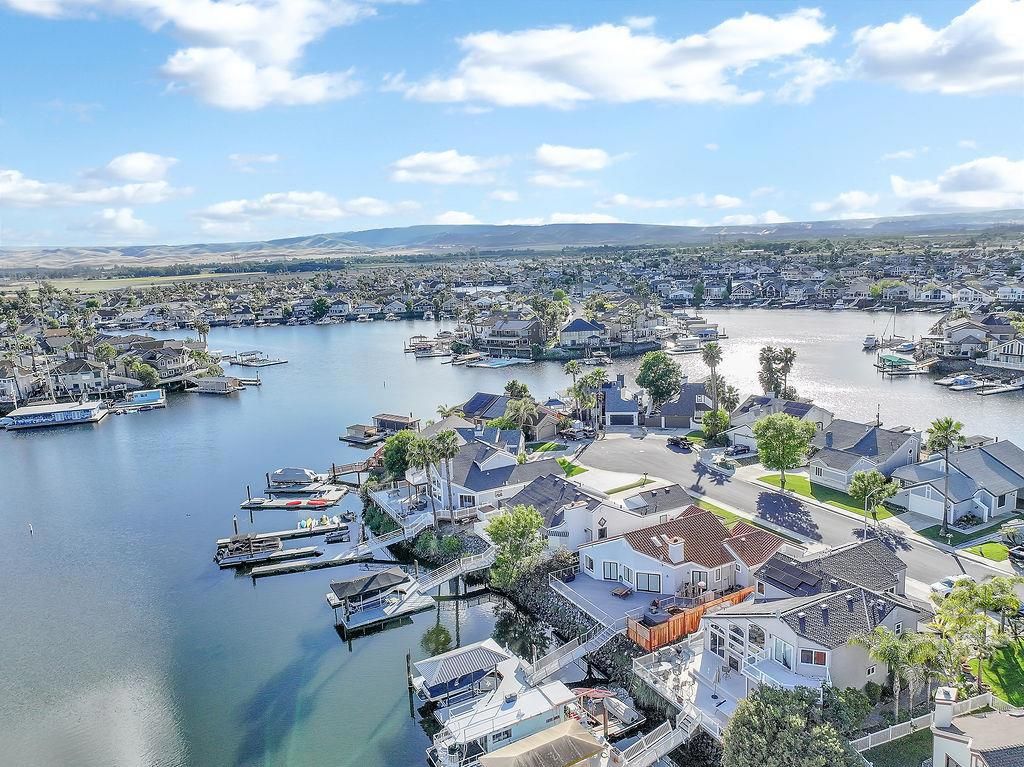 Image 7 of property listing at 4630 Spinnaker Way, Discovery Bay, CA 94505