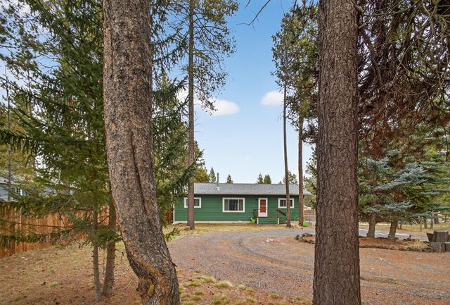 55762 Snow Goose Road, Bend, OR 97707