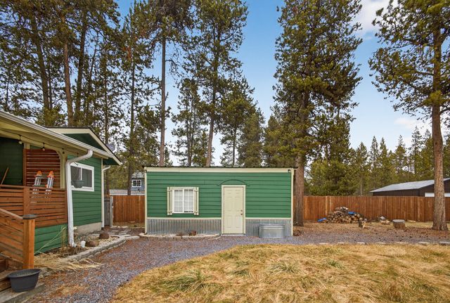 55762 Snow Goose Road, Bend, OR 97707
