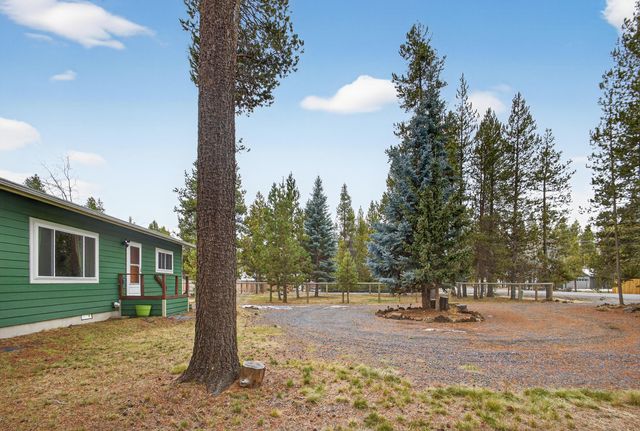 55762 Snow Goose Road, Bend, OR 97707