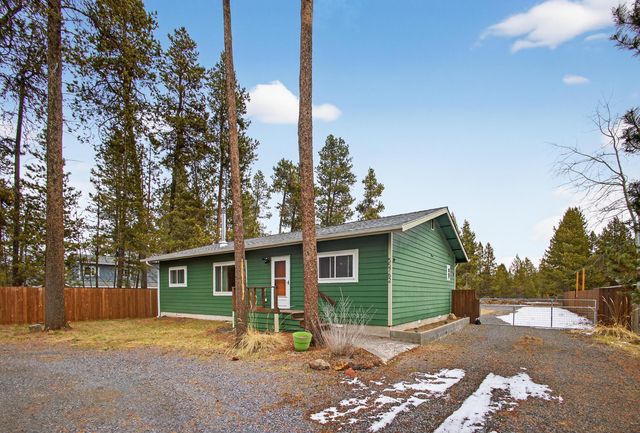 55762 Snow Goose Road, Bend, OR 97707