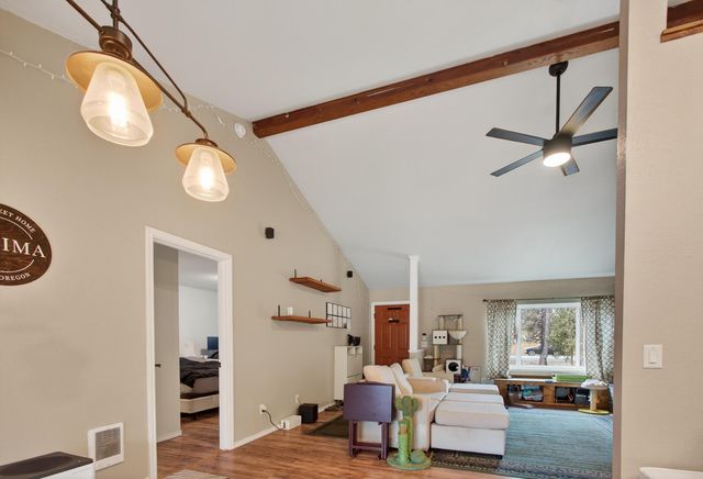 55762 Snow Goose Road, Bend, OR 97707