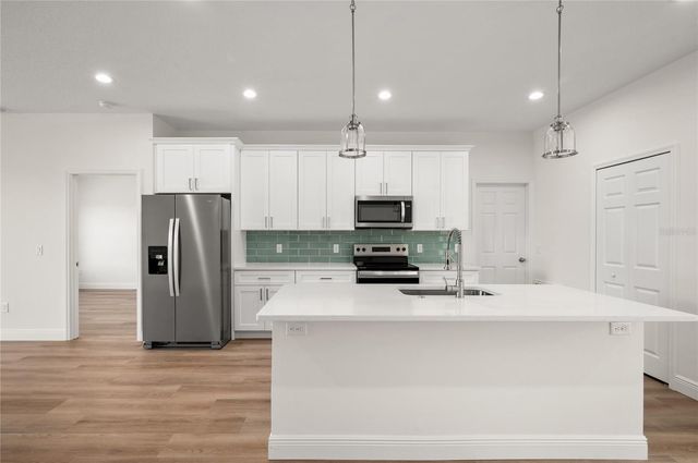 136 11TH AVENUE, Osteen, FL 32764