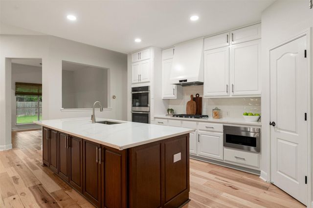 7805 Crandall RD, Austin, TX 78739