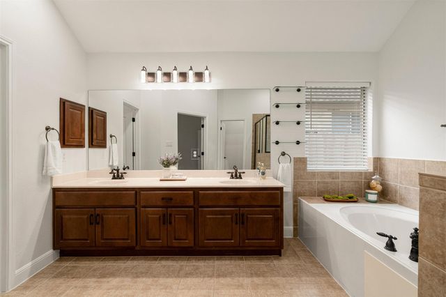 7805 Crandall RD, Austin, TX 78739