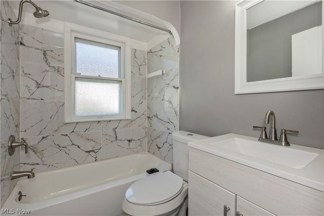 8207 Garfield Boulevard, Garfield Heights, OH 44125