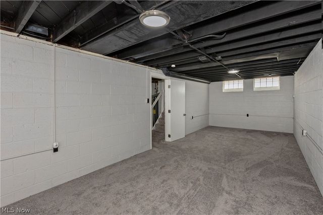 8207 Garfield Boulevard, Garfield Heights, OH 44125