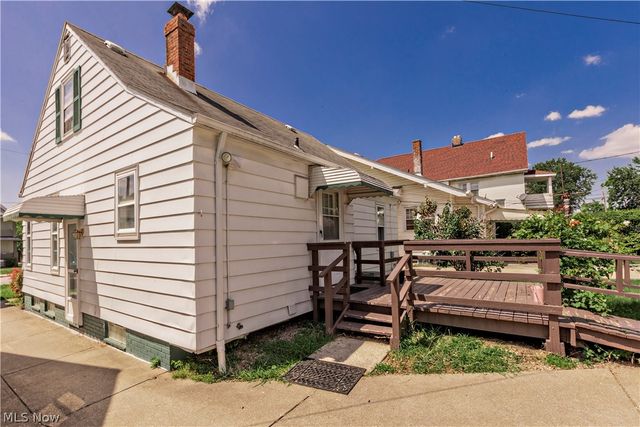8207 Garfield Boulevard, Garfield Heights, OH 44125