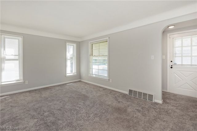 8207 Garfield Boulevard, Garfield Heights, OH 44125