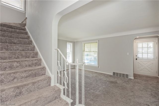 8207 Garfield Boulevard, Garfield Heights, OH 44125