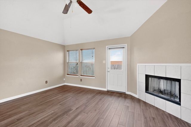 6721 Waterlilly Drive, Arlington, TX 76002