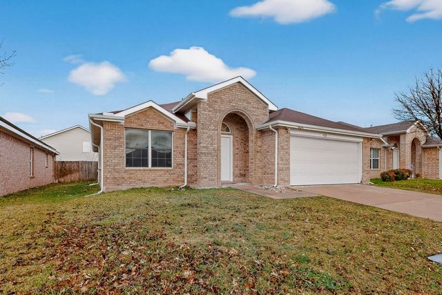 6721 Waterlilly Drive, Arlington, TX 76002