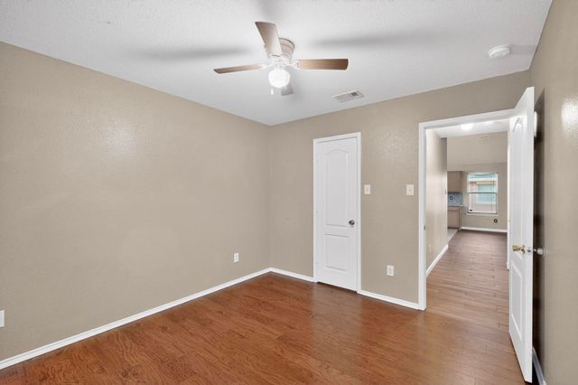 6721 Waterlilly Drive, Arlington, TX 76002