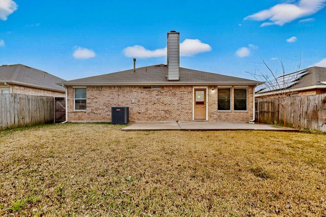 6721 Waterlilly Drive, Arlington, TX 76002