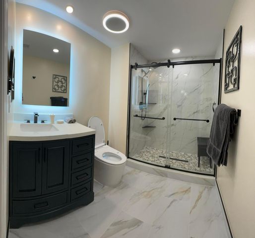 2080 S Ocean Drive Ph8, Hallandale Beach, FL 33009