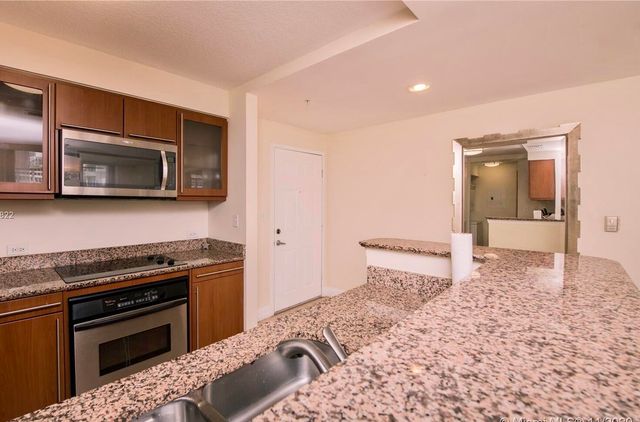 2080 S Ocean Drive Ph8, Hallandale Beach, FL 33009